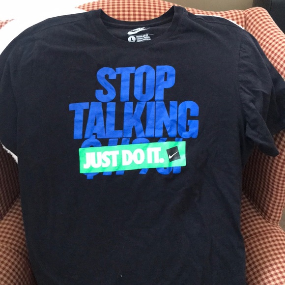 Nike Other - Nike men’s shirt size large
